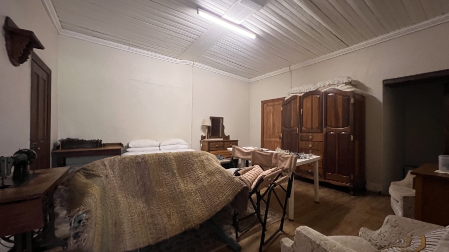 4 Bedroom Property for Sale in Redelinghuys Western Cape